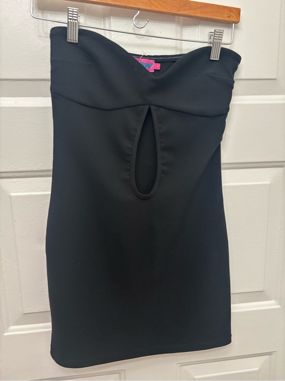 Edikted Black Strapless Bodycon Dress with Front Keyhole